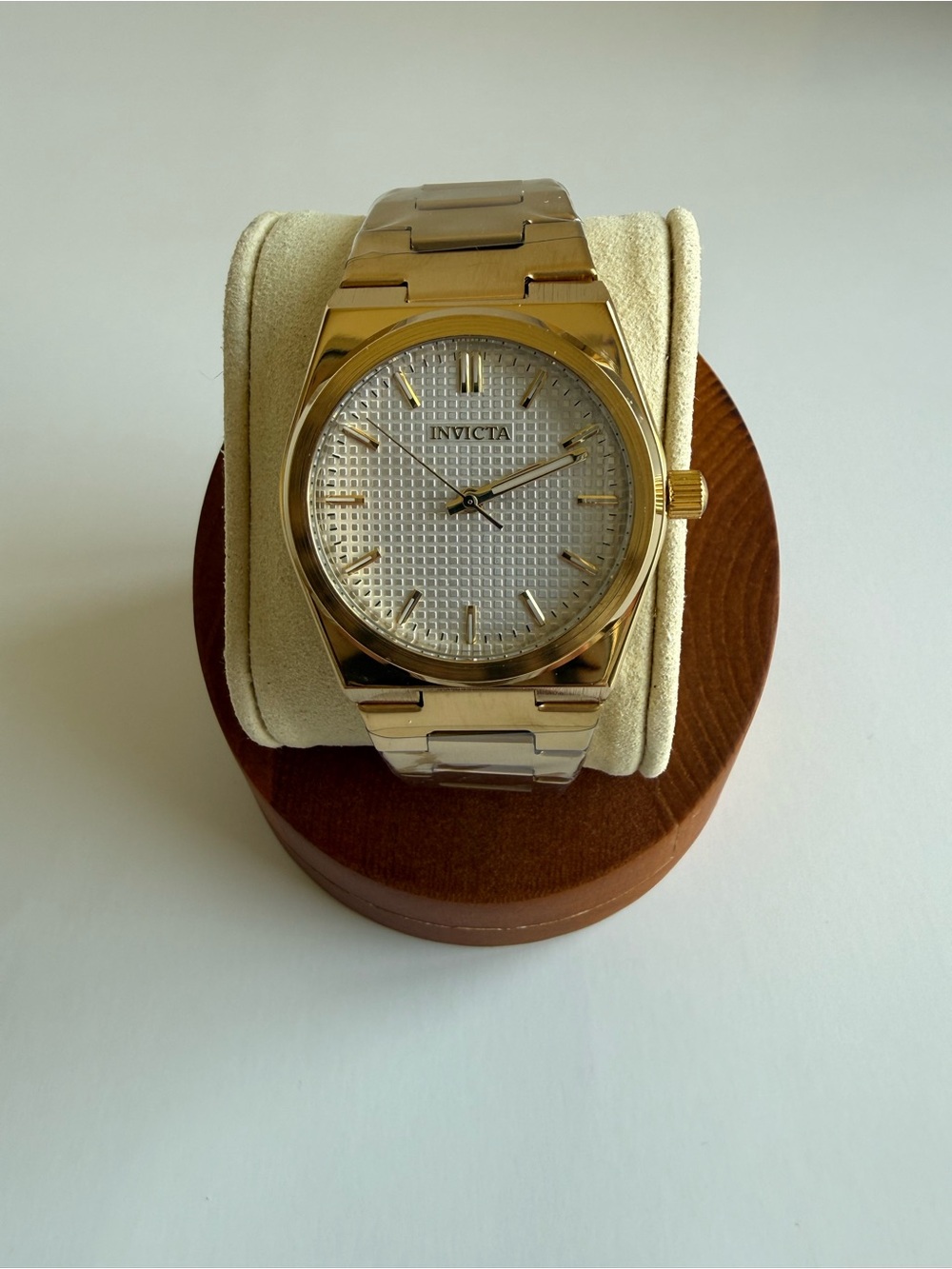 NEW 69409 Invicta Celestial Men’s 40mm Gold Watch Textured Dial